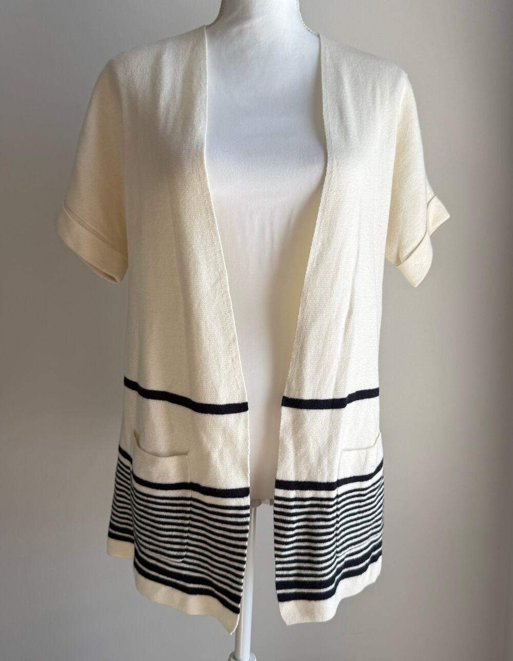 Talbots Quiet Luxury Cashmere and Cotton Blend Black and White Classy Sweater XS
